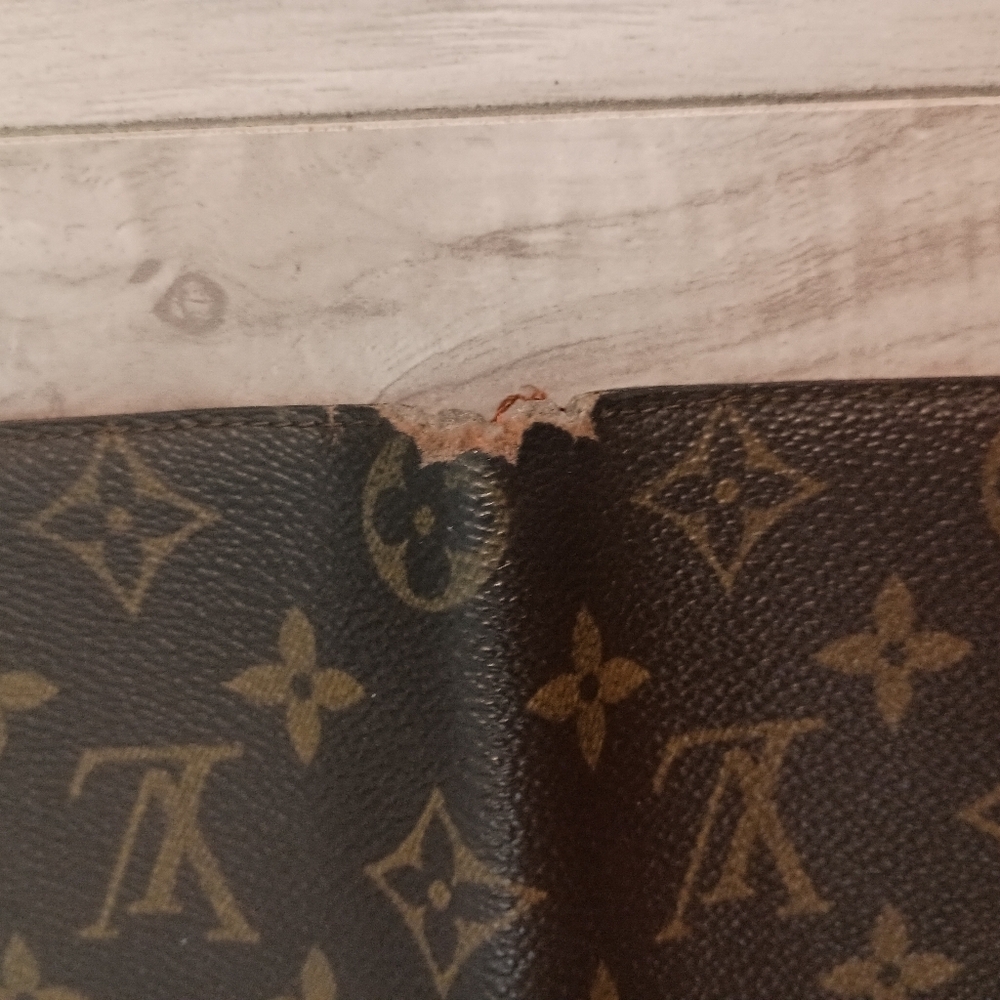 LOUIS VUITTON Vintage. CANVAS BI-FOLD MONOGRAM  WALLET. Men’s - Picture 4 of 13